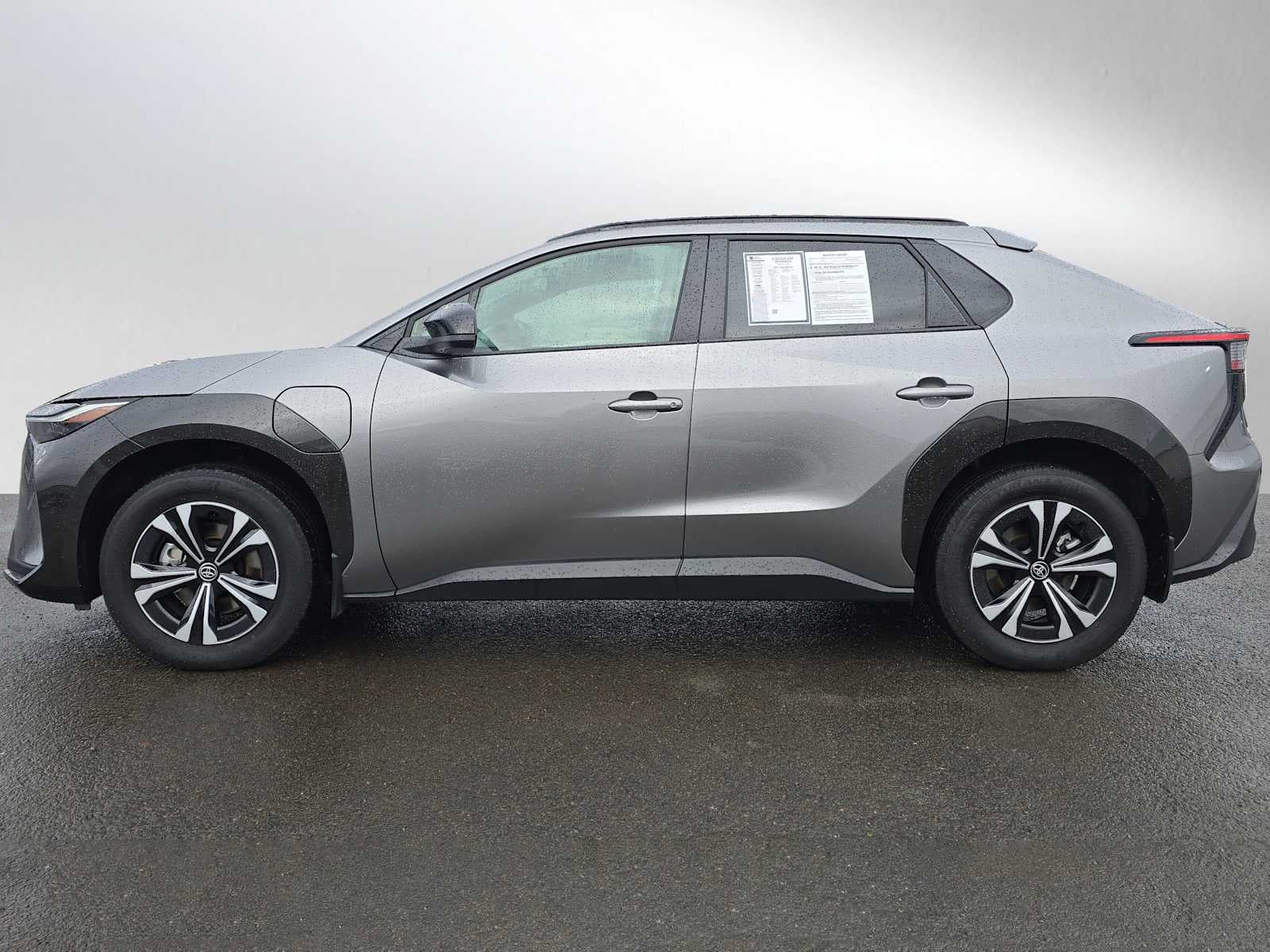 2024 Toyota bZ4X XLE