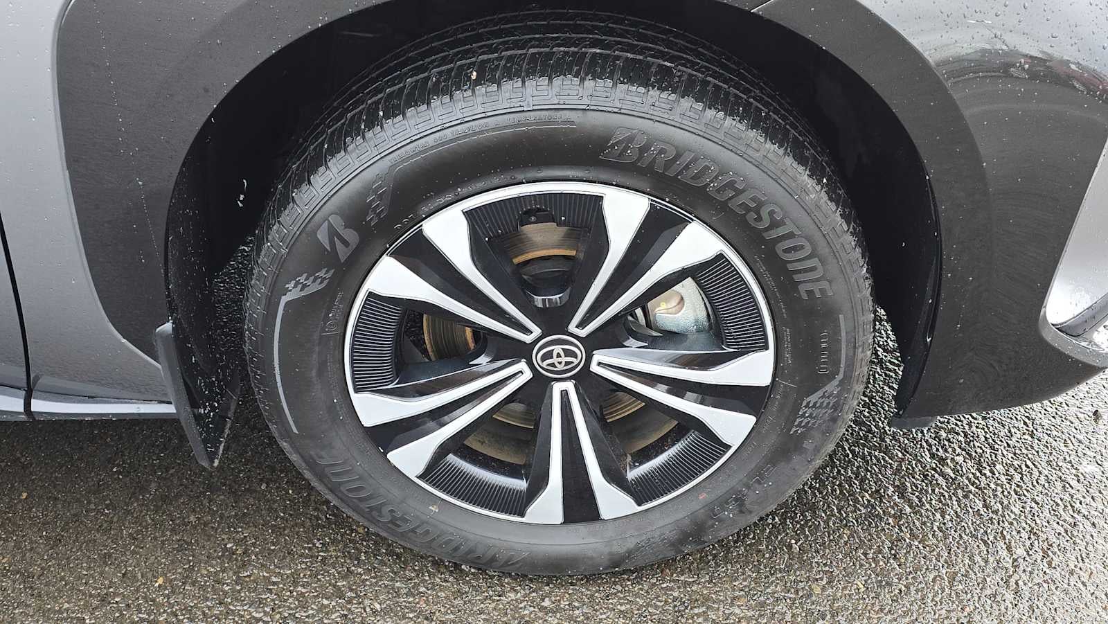 2024 Toyota bZ4X XLE