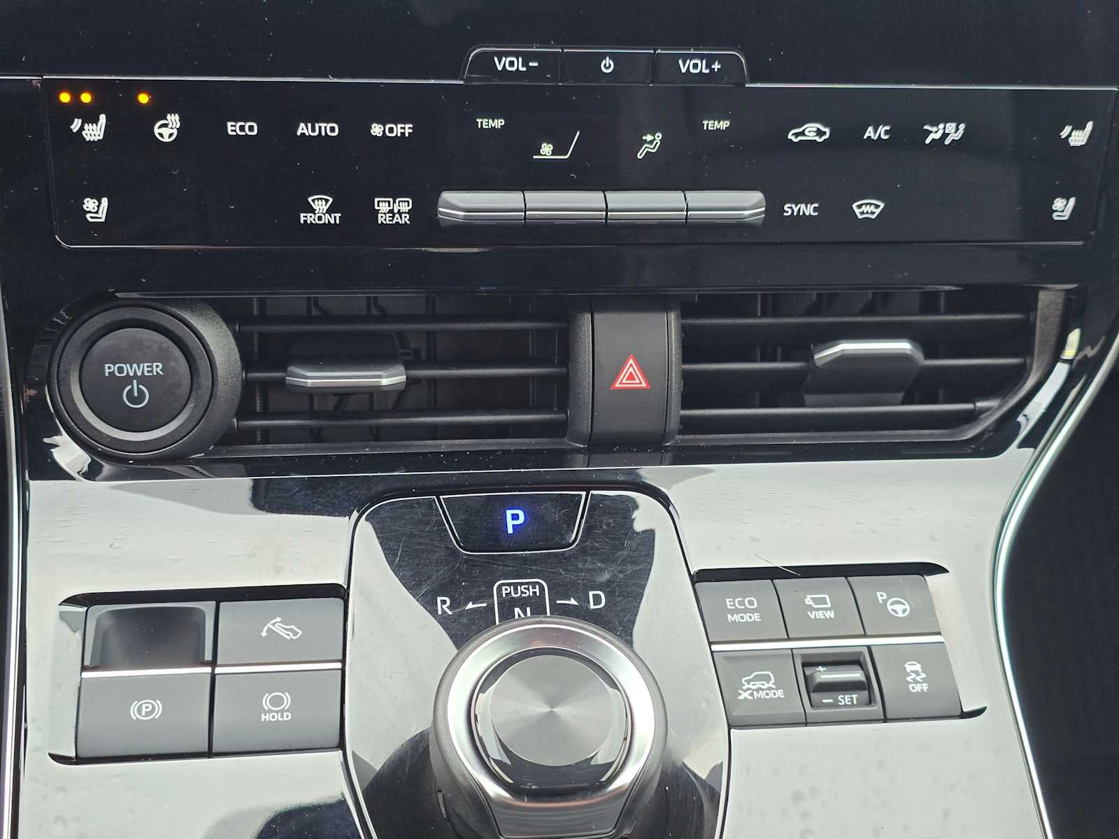 2024 Toyota bZ4X Limited