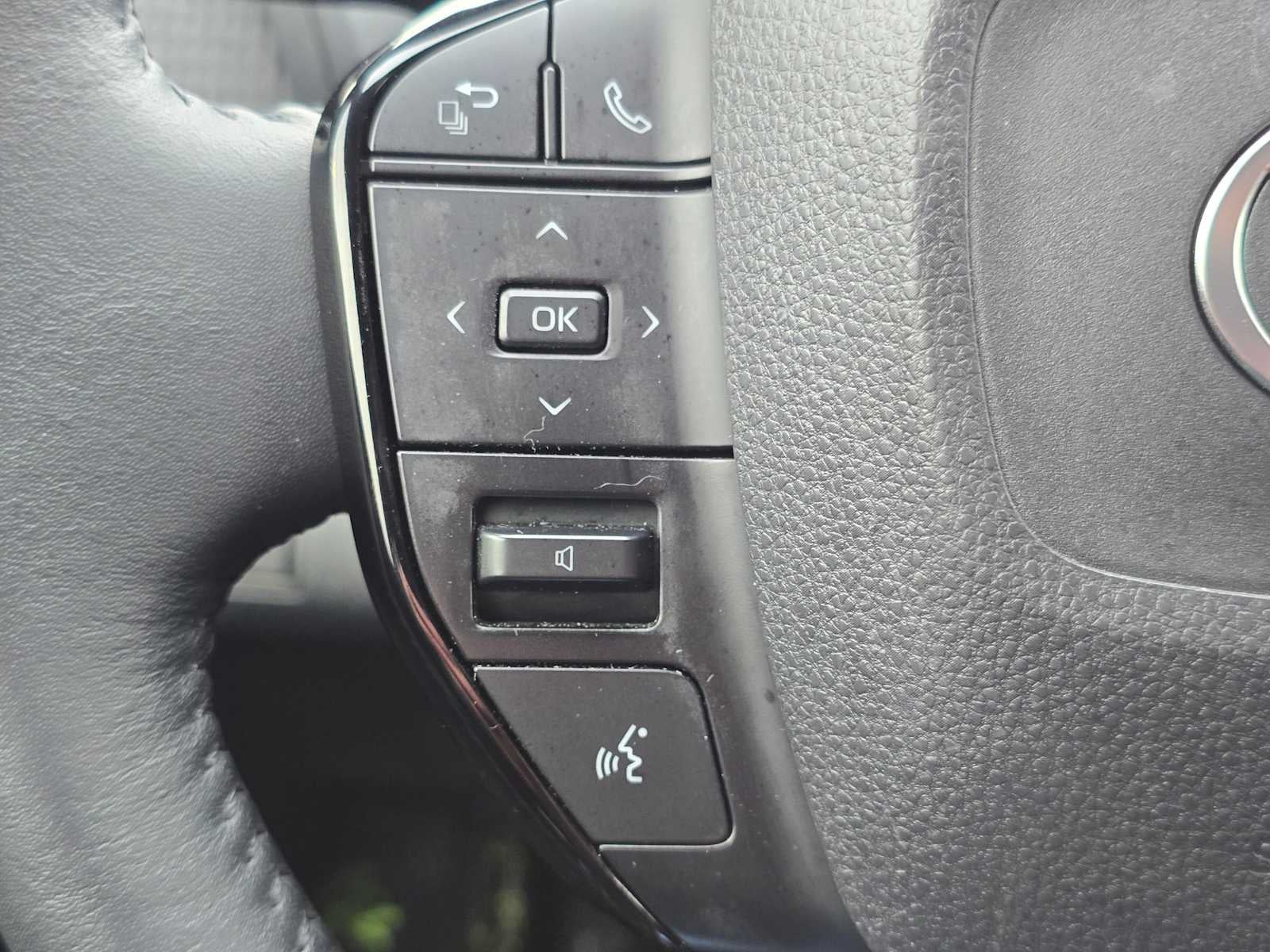 2024 Toyota bZ4X Limited