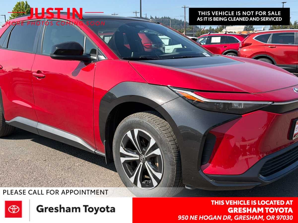 2025 Toyota bZ4X XLE
