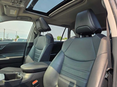 2022 Toyota RAV4 Hybrid XLE Premium