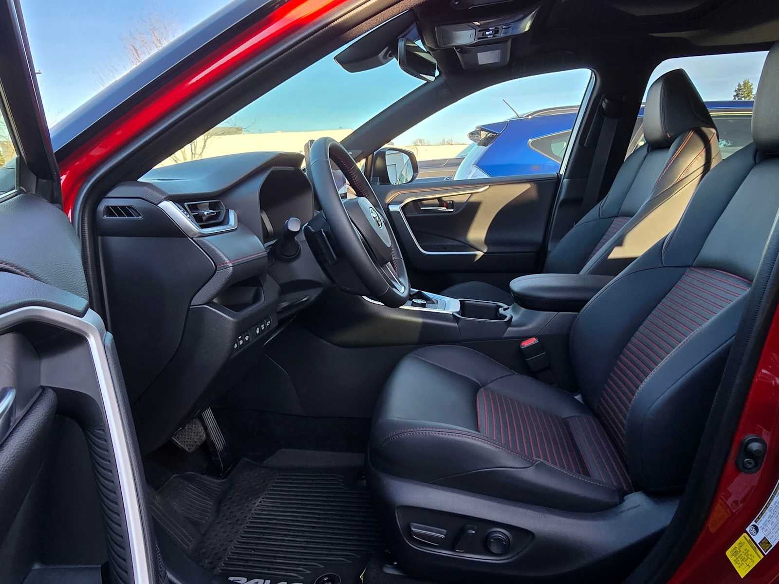 2025 Toyota RAV4 Plug-In Hybrid XSE