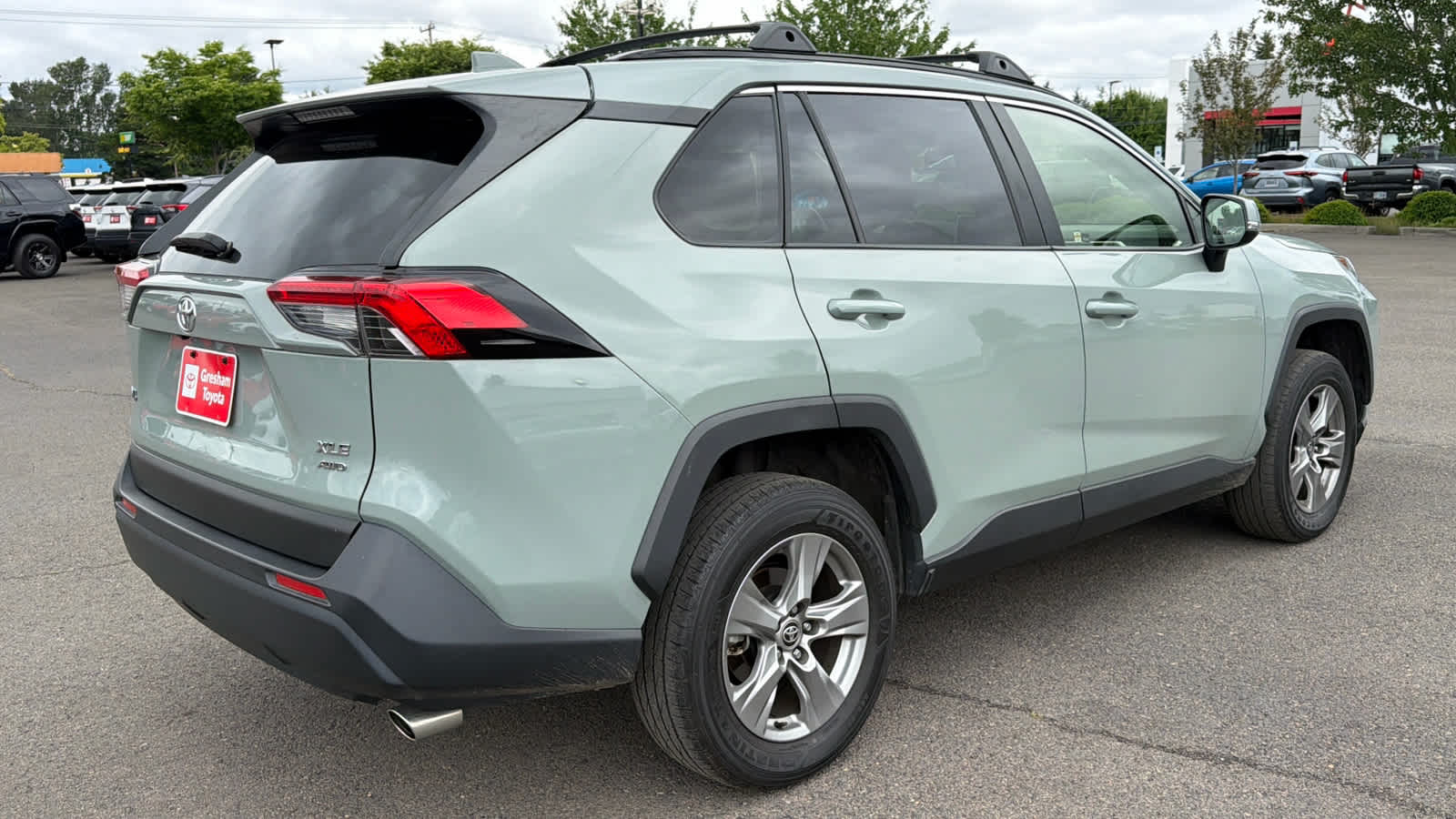 2023 Toyota RAV4 XLE