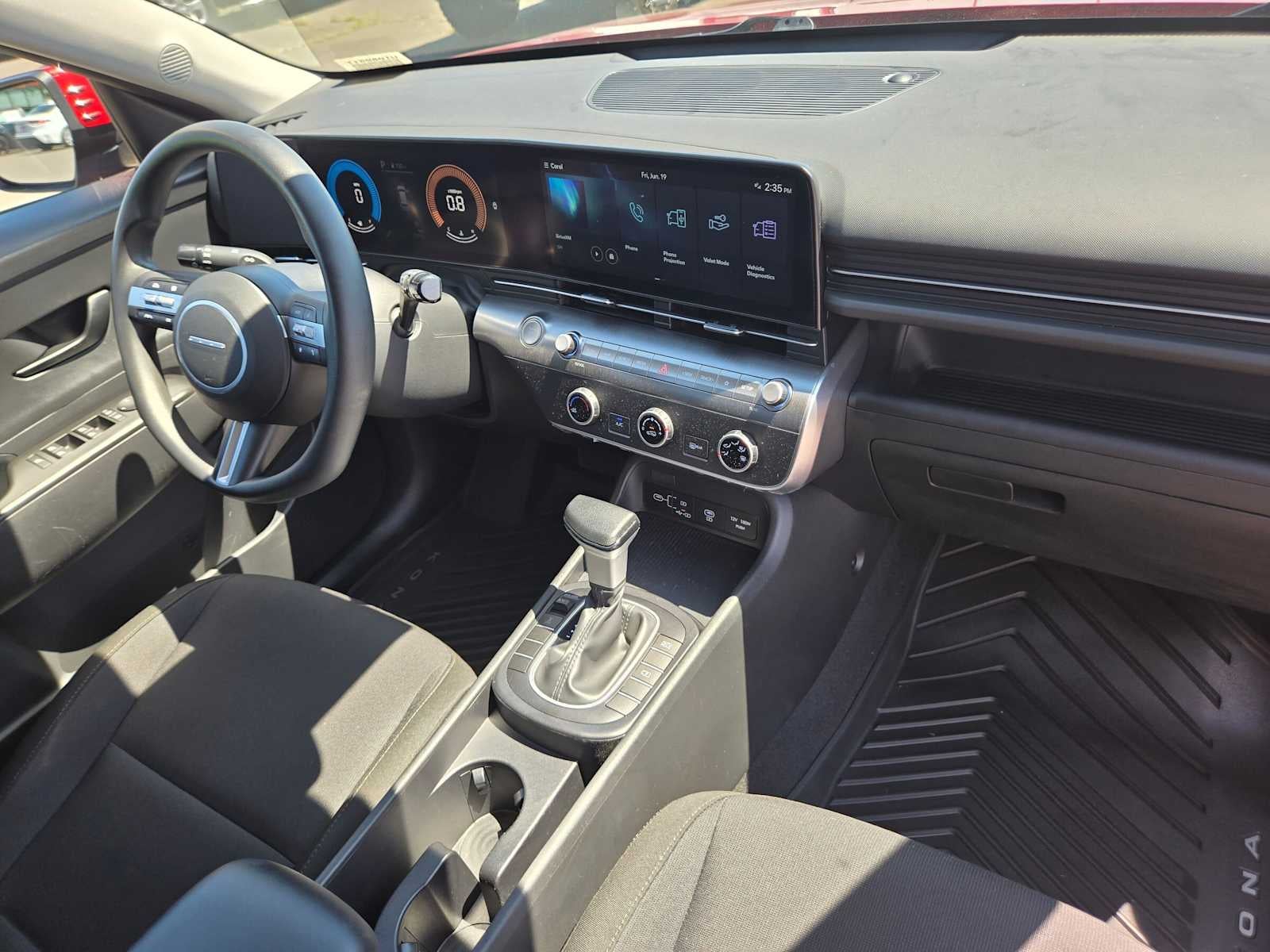 2024 Hyundai Kona SE