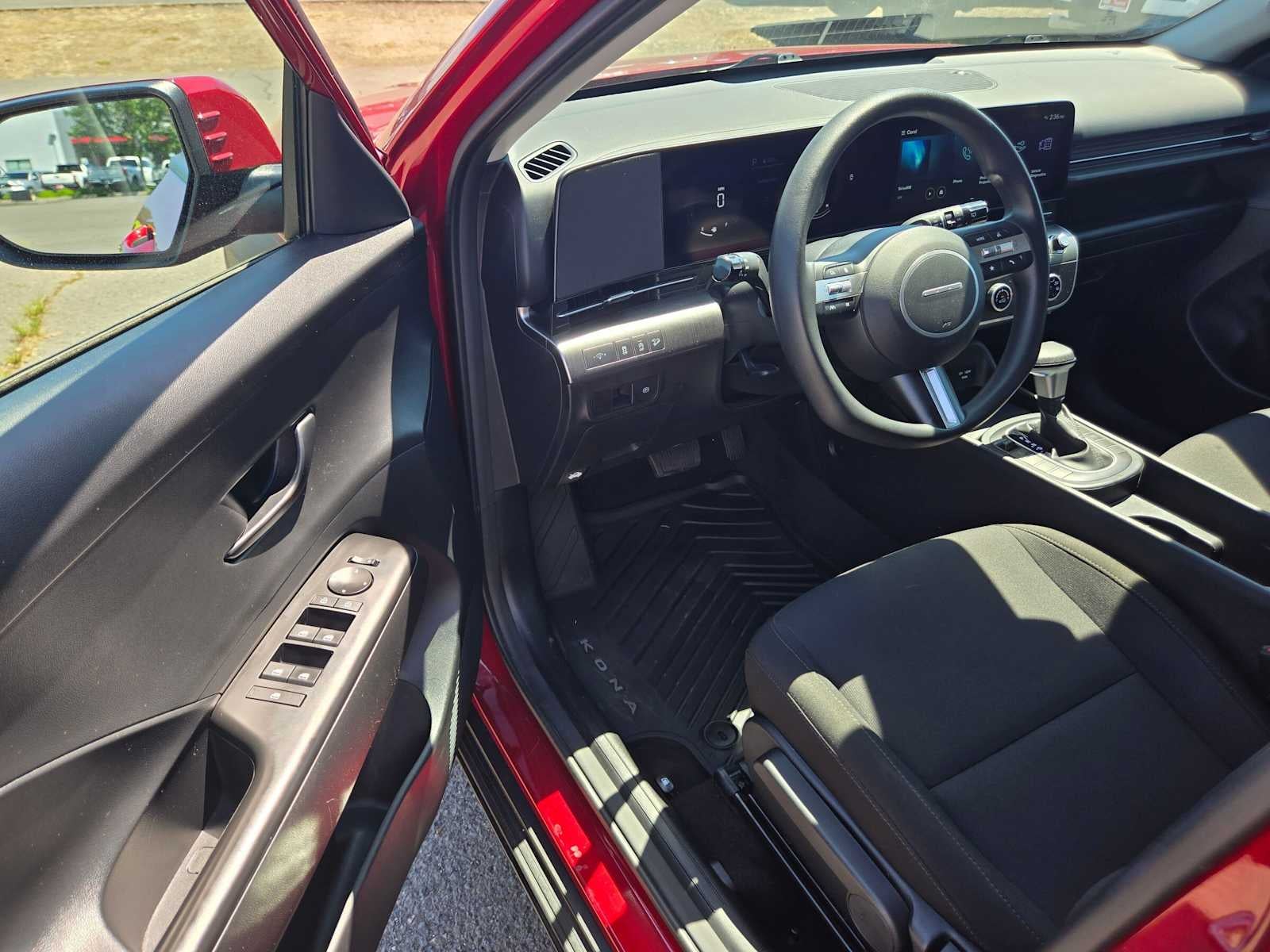 2024 Hyundai Kona SE