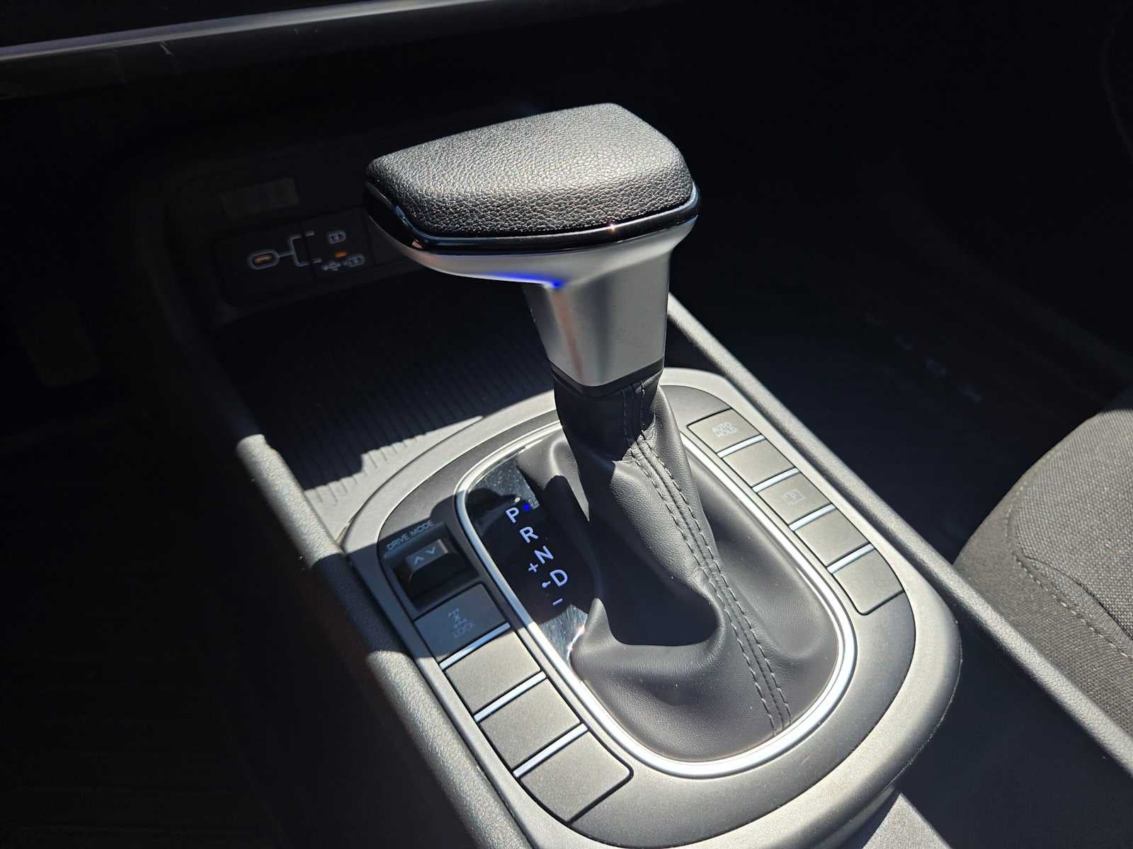 2024 Hyundai Kona SE