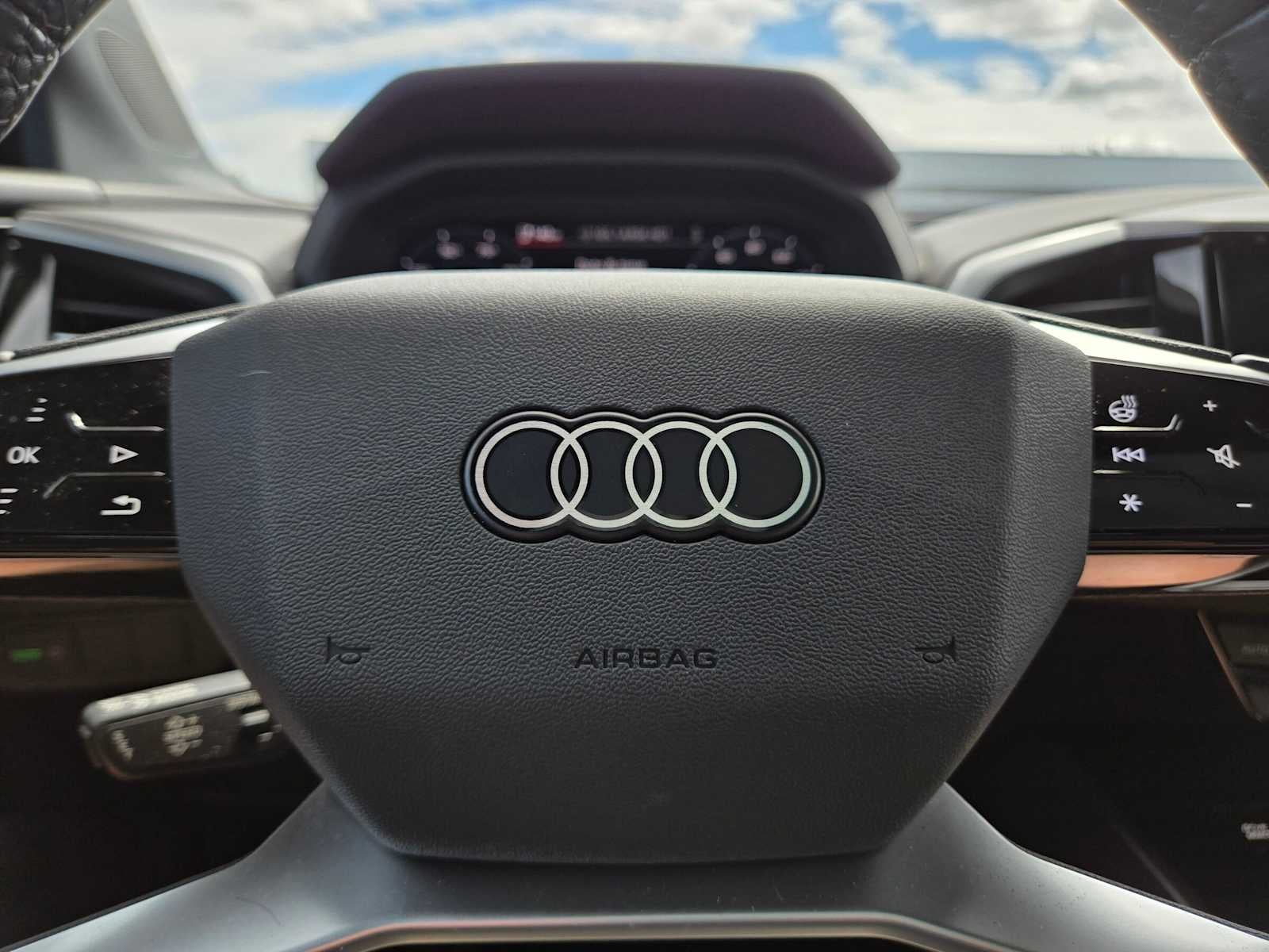 2022 Audi Q4 e-tron Premium Plus