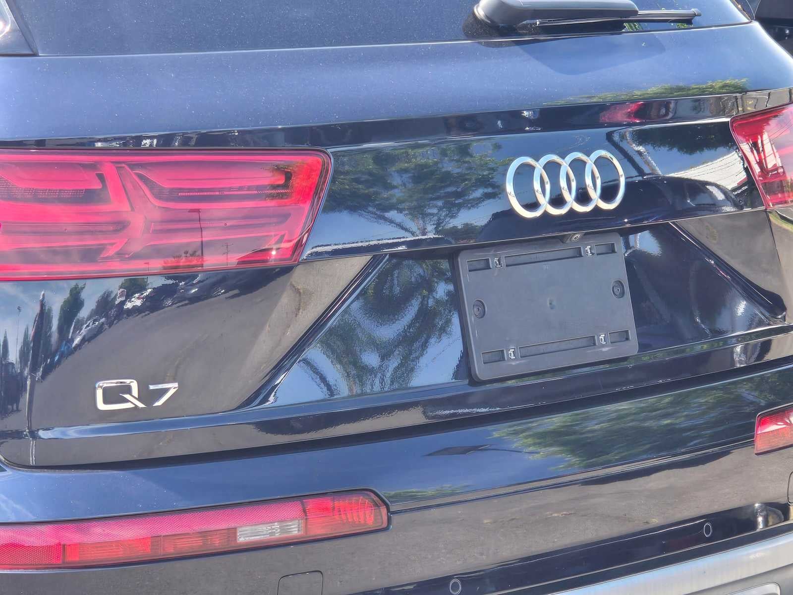 2017 Audi Q7 Premium Plus