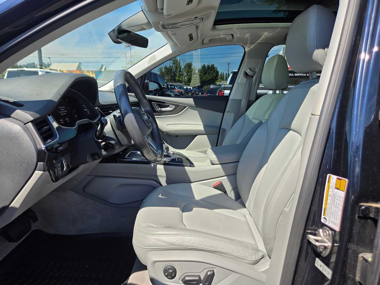 2017 Audi Q7 Premium Plus