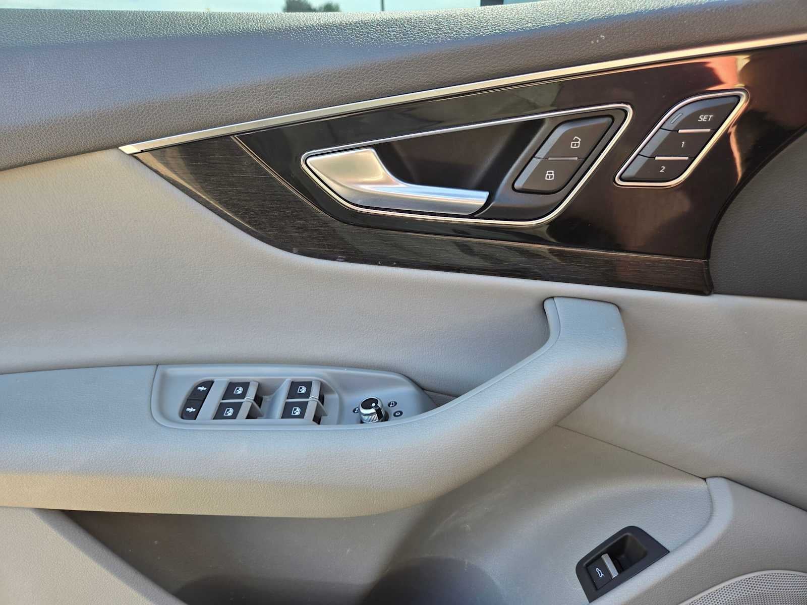 2017 Audi Q7 Premium Plus