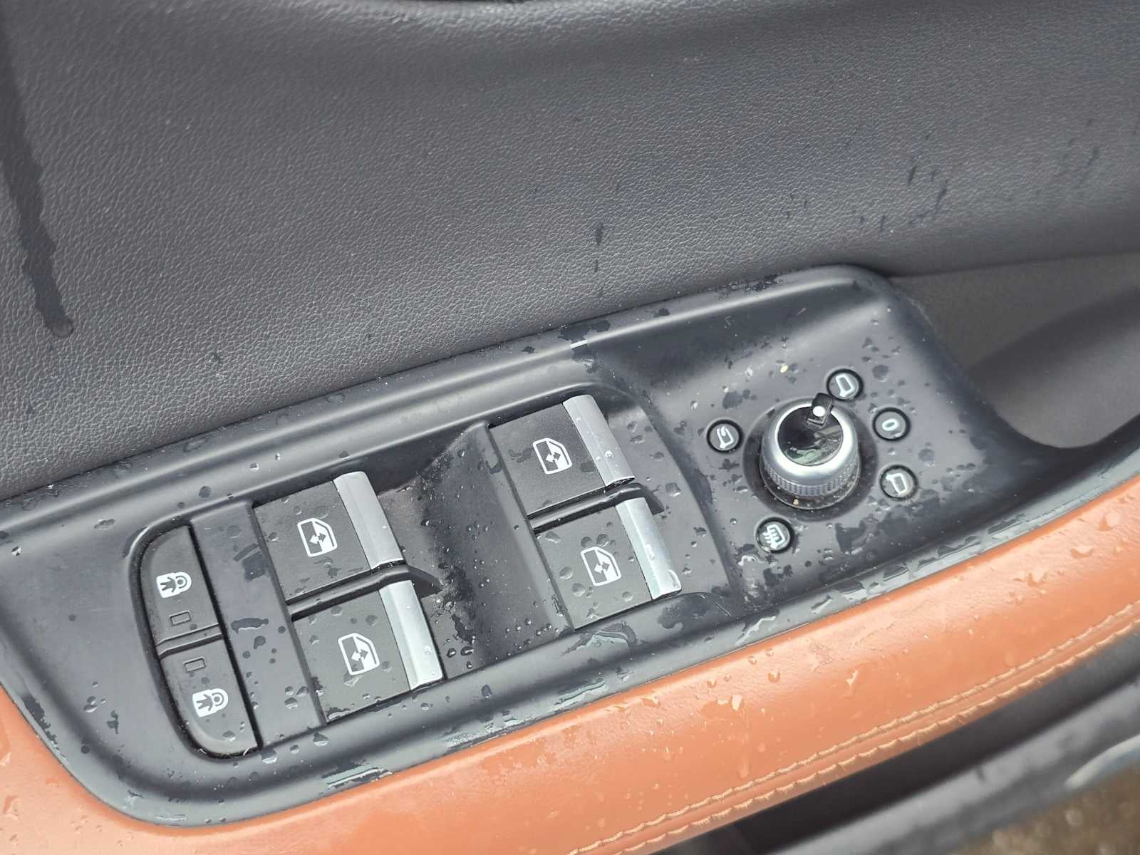 2021 Audi Q7 Premium Plus