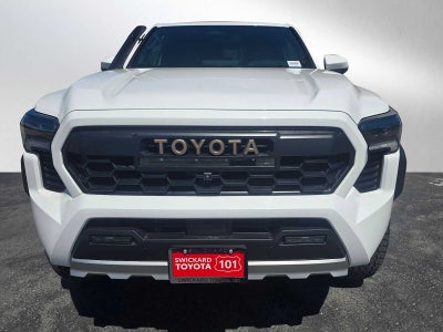 2026 Toyota Tacoma i-FORCE MAX Tacoma Trailhunter