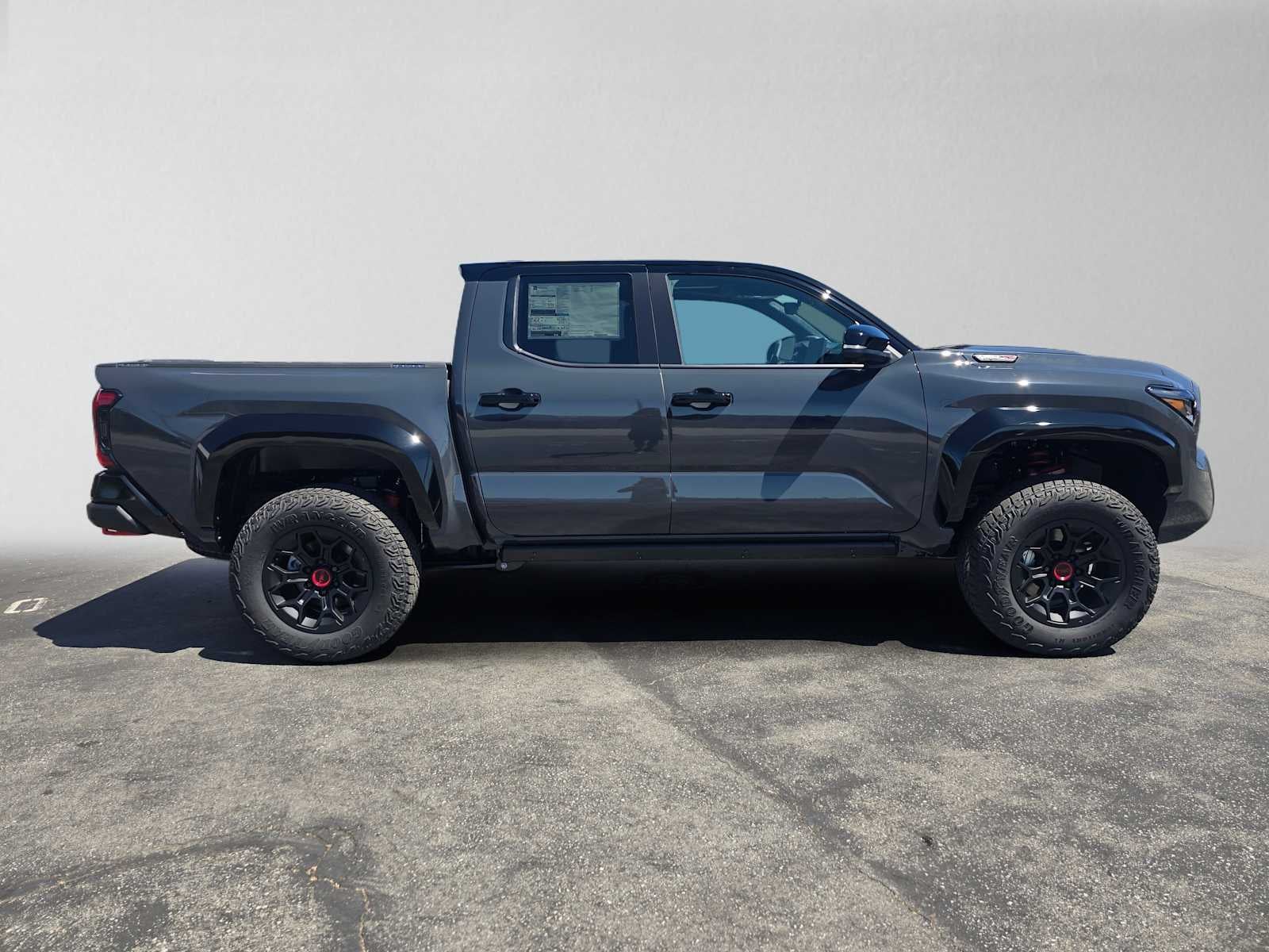 2026 Toyota Tacoma i-FORCE MAX Tacoma TRD Pro