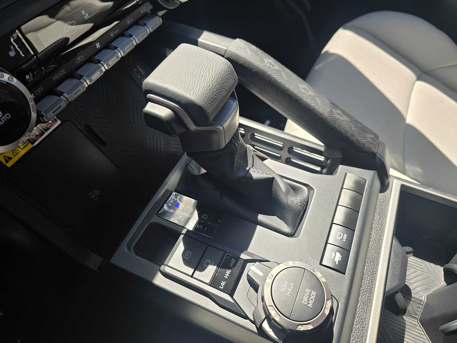 2026 Toyota Tacoma i-FORCE MAX Tacoma Limited