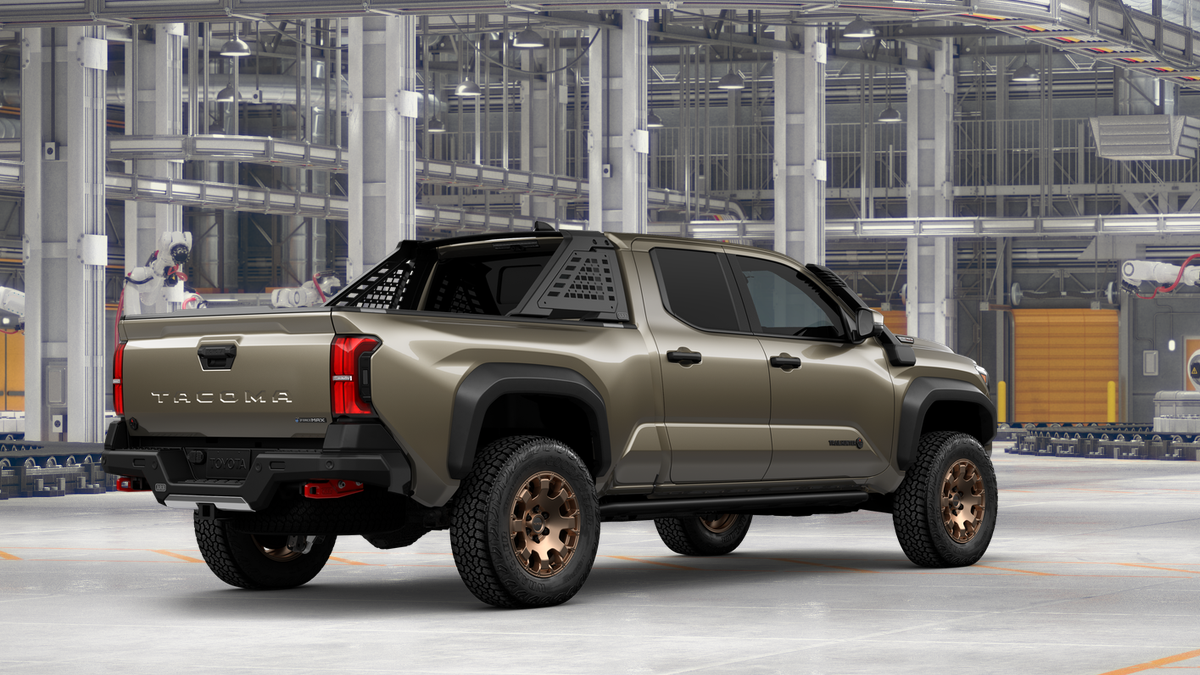 2026 Toyota Tacoma i-FORCE MAX Tacoma Trailhunter