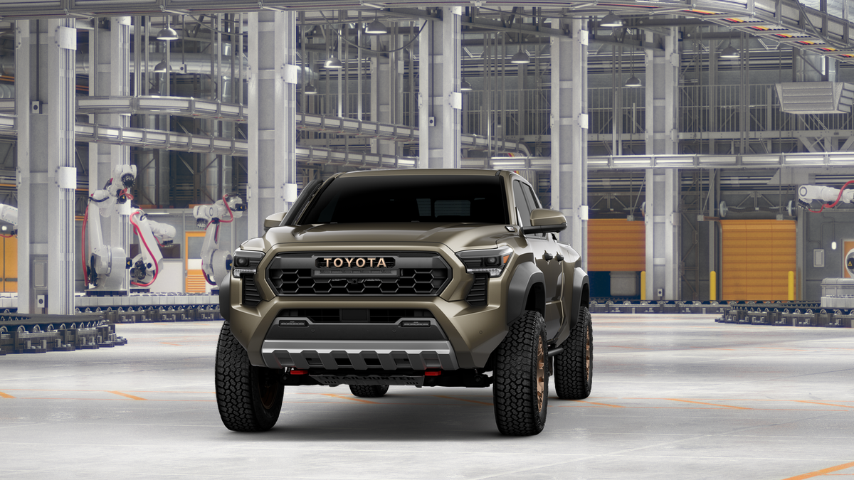 2026 Toyota Tacoma i-FORCE MAX Tacoma Trailhunter