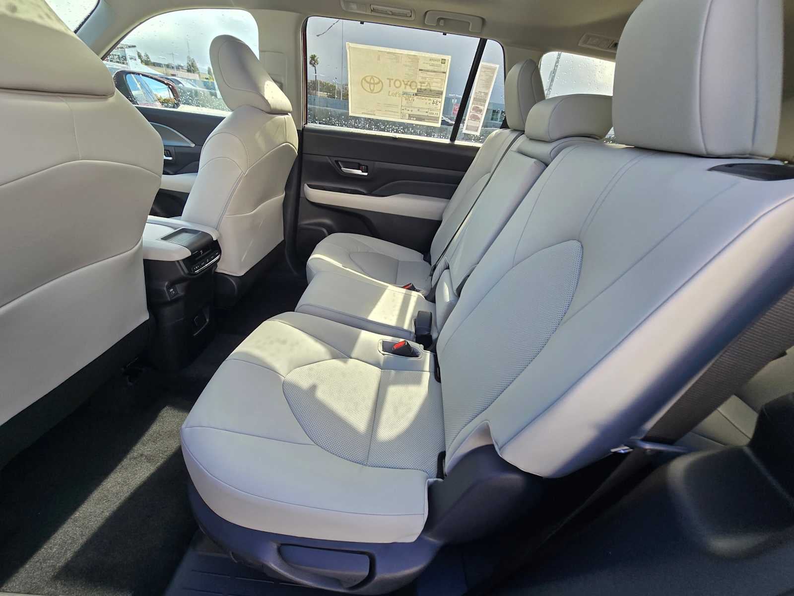 2026 Toyota Grand Highlander Hybrid XLE