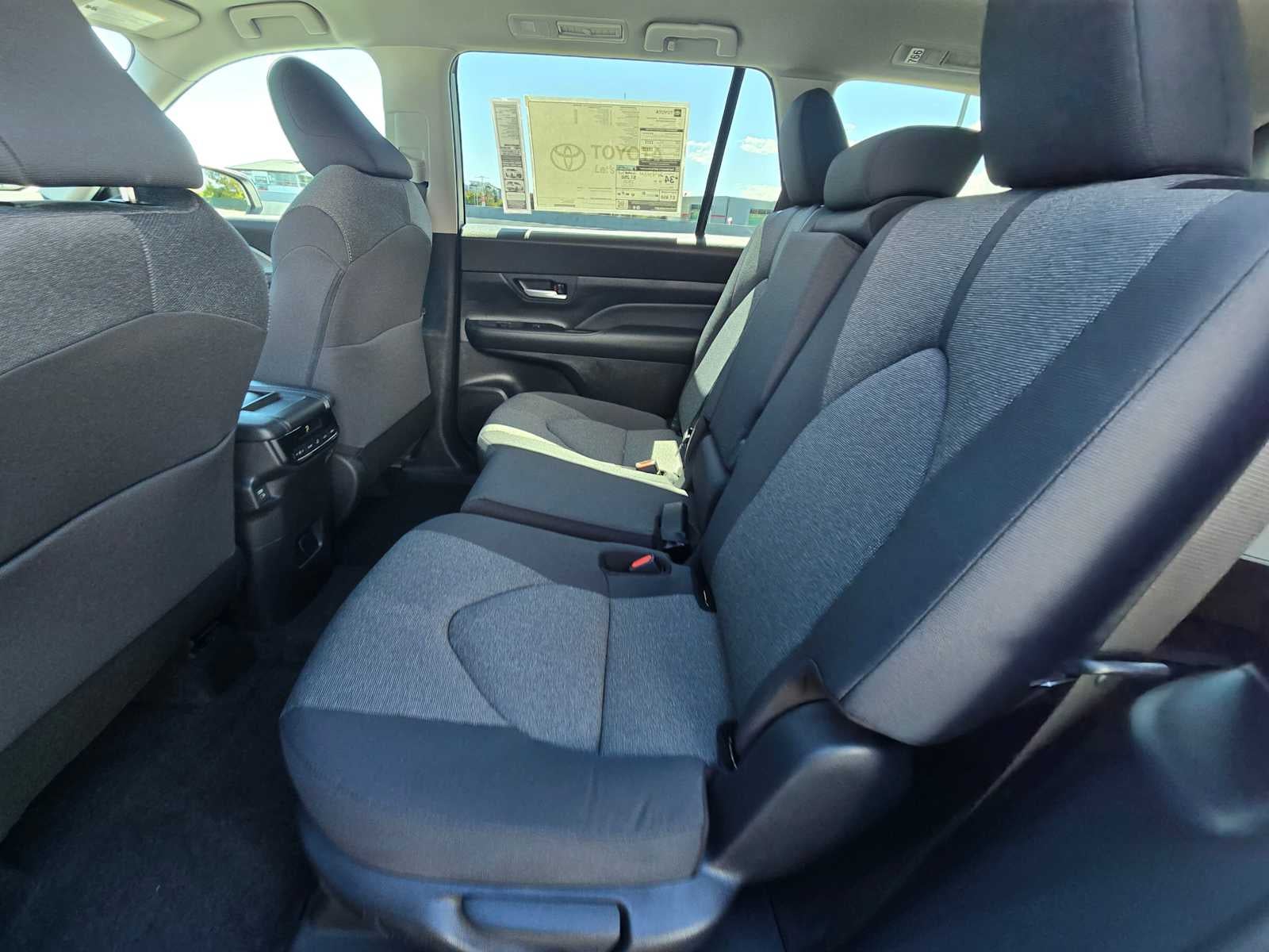 2026 Toyota Grand Highlander Hybrid LE