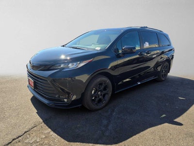 2026 Toyota Sienna Woodland Edition