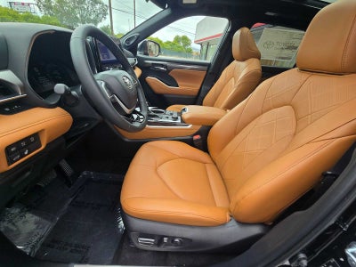 2026 Toyota Highlander Platinum