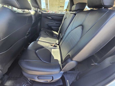 2026 Toyota Highlander XLE