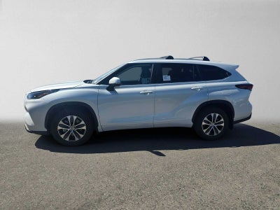 2026 Toyota Highlander XLE