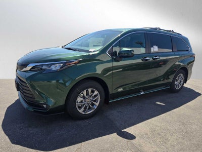 2026 Toyota Sienna XLE