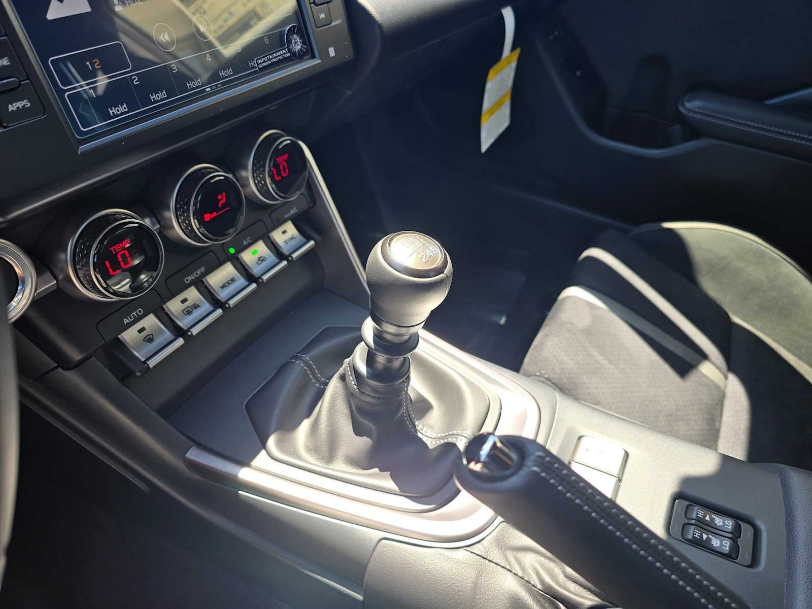 2026 Toyota GR86 Premium MT