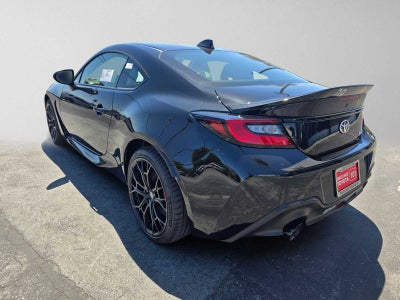 2026 Toyota GR86 Premium MT