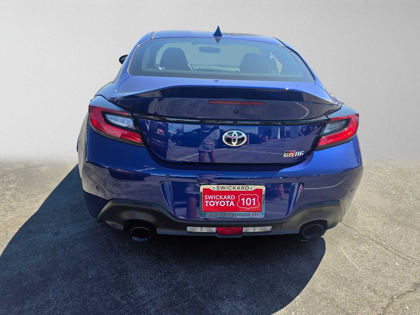 2026 Toyota GR86 Premium AT