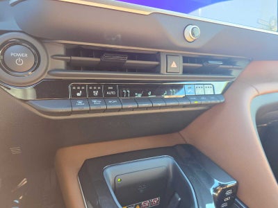 2026 Toyota Toyota Crown Signia XLE