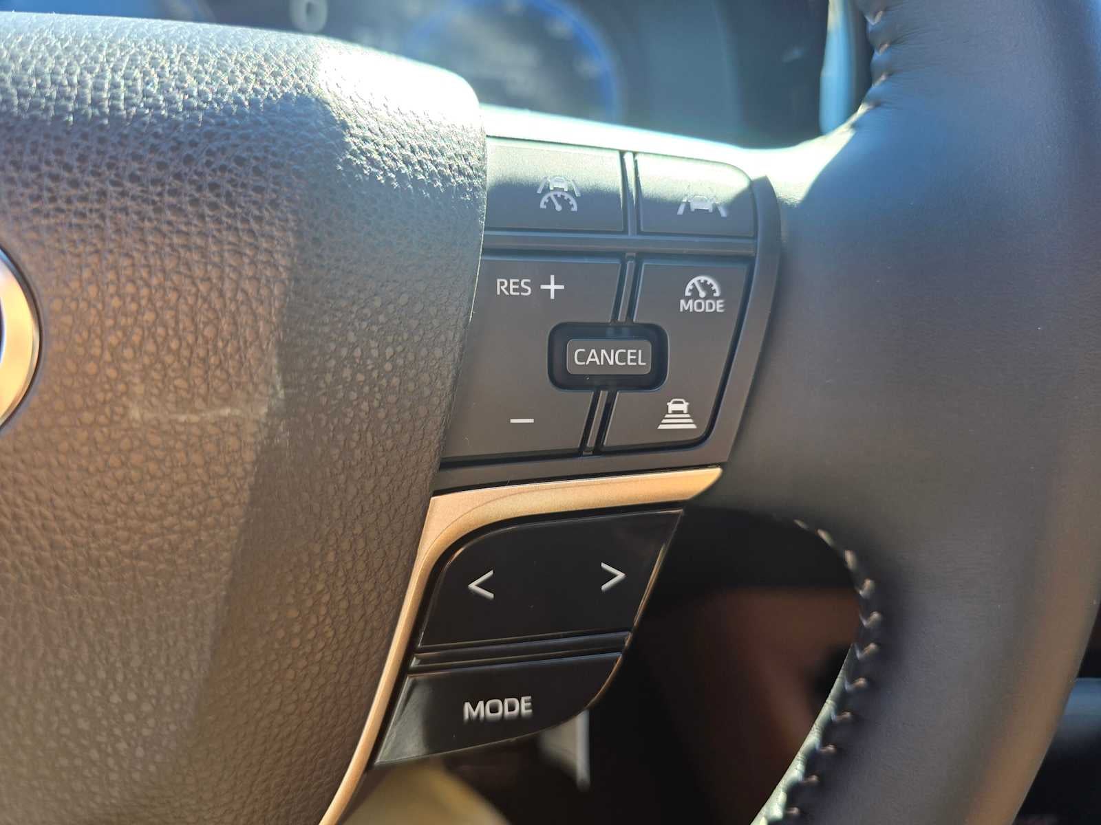 2026 Toyota Toyota Crown Signia XLE