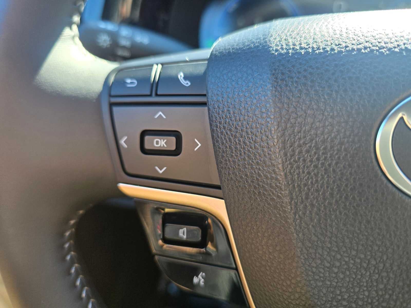 2026 Toyota Toyota Crown Signia XLE