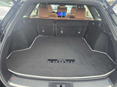 2025 Toyota Toyota Crown Signia Limited