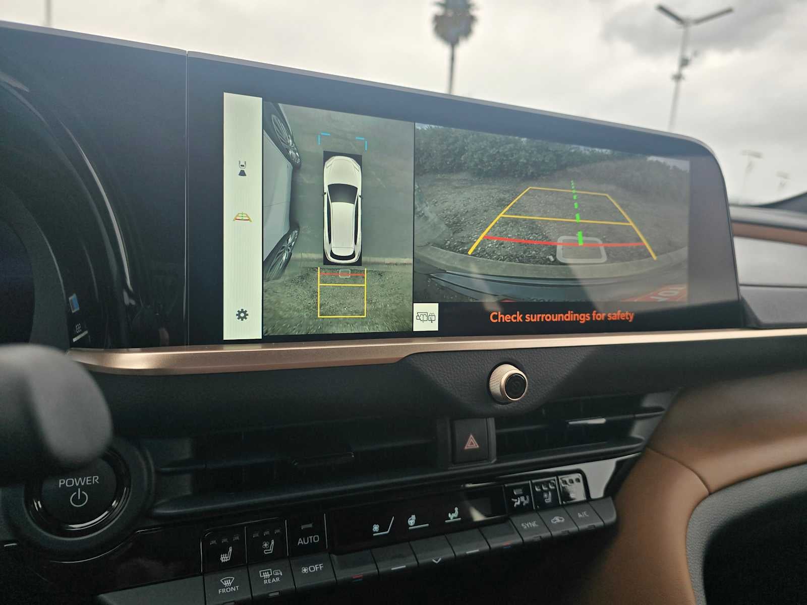 2025 Toyota Toyota Crown Signia Limited