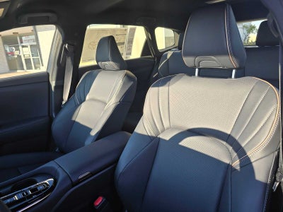 2025 Toyota Toyota Crown Signia XLE