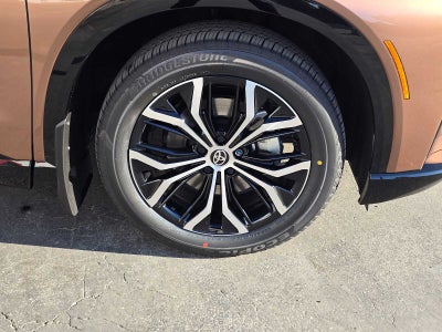 2025 Toyota Toyota Crown Signia XLE