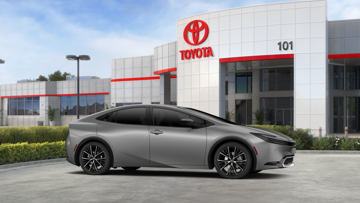 2027 Toyota Prius XLE