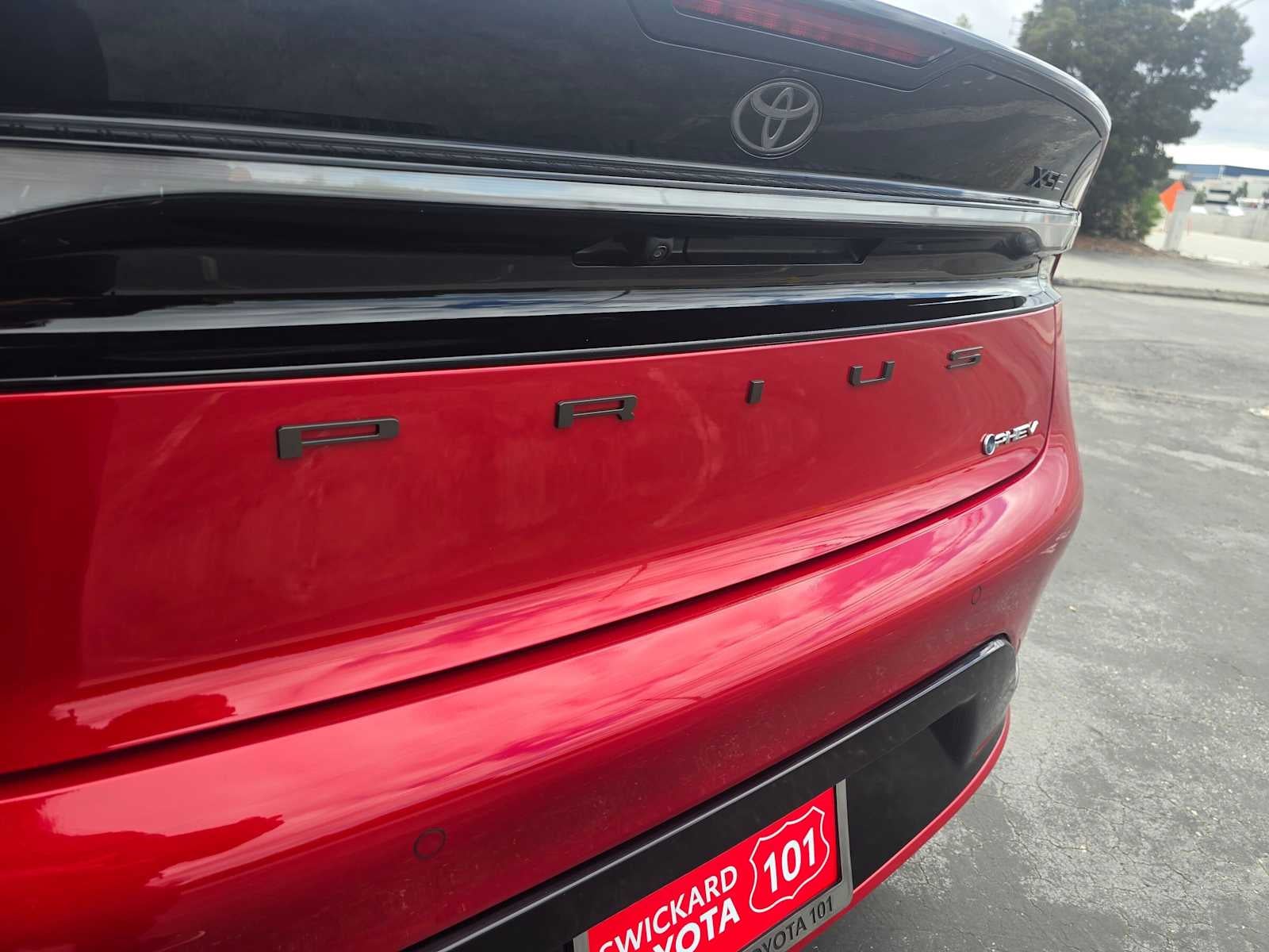 2027 Toyota Prius Plug-in Hybrid XSE