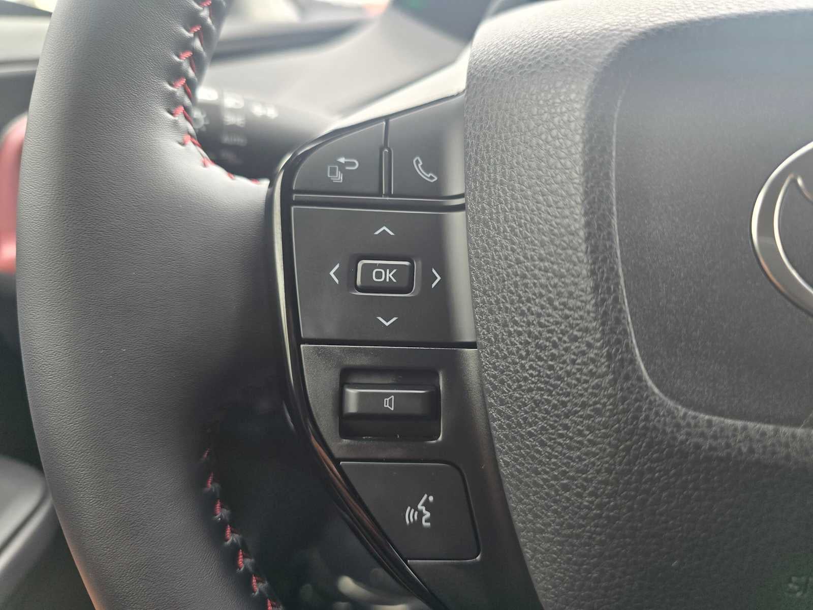2027 Toyota Prius Plug-in Hybrid XSE