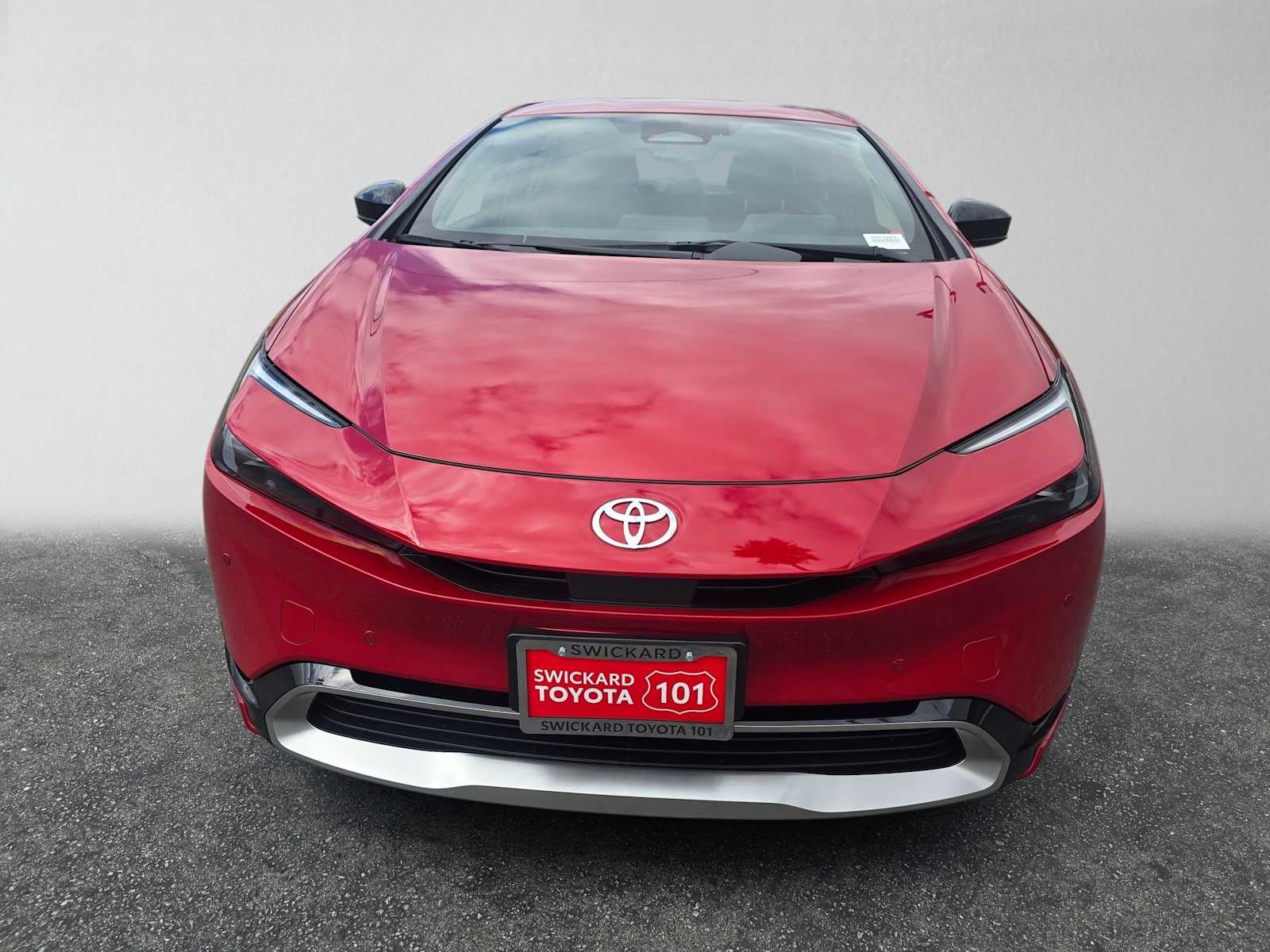 2027 Toyota Prius Plug-in Hybrid XSE