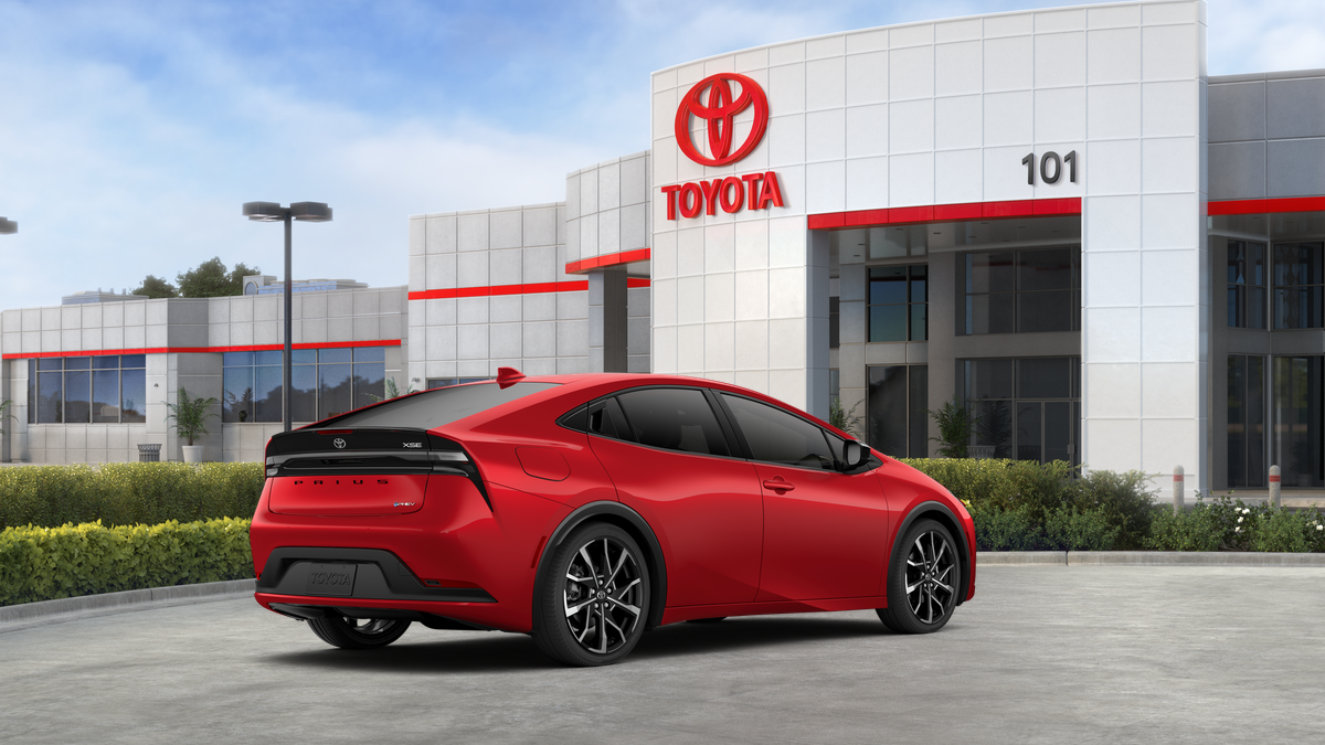 2027 Toyota Prius Plug-in Hybrid XSE