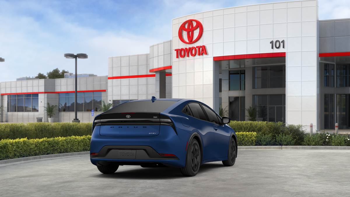 2027 Toyota Prius Plug-in Hybrid SE
