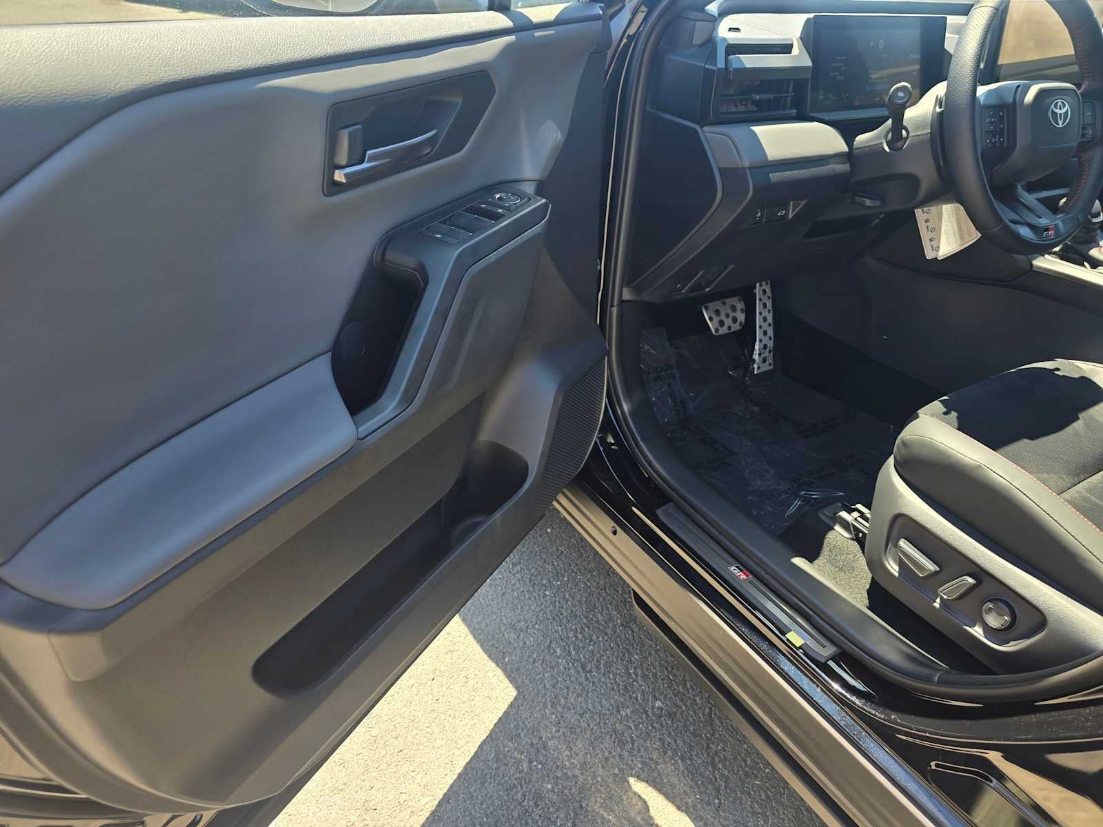 2026 Toyota RAV4 Plug-in Hybrid GR SPORT