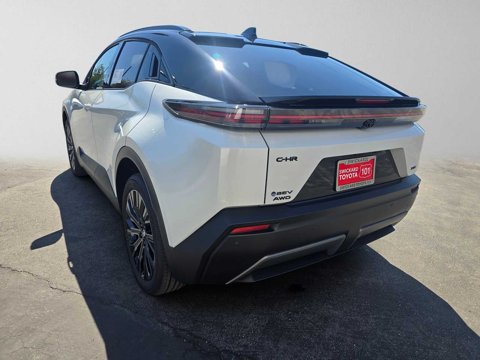 2027 Toyota C-HR XSE