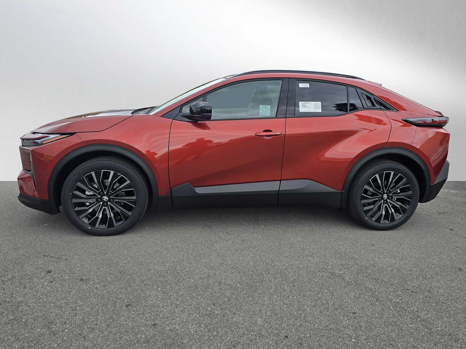 2026 Toyota C-HR XSE