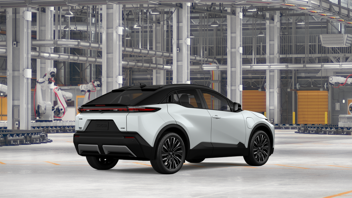 2027 Toyota C-HR XSE