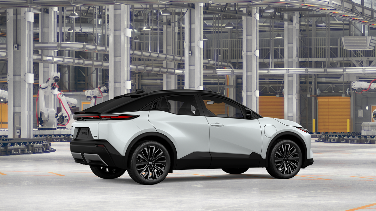 2027 Toyota C-HR XSE
