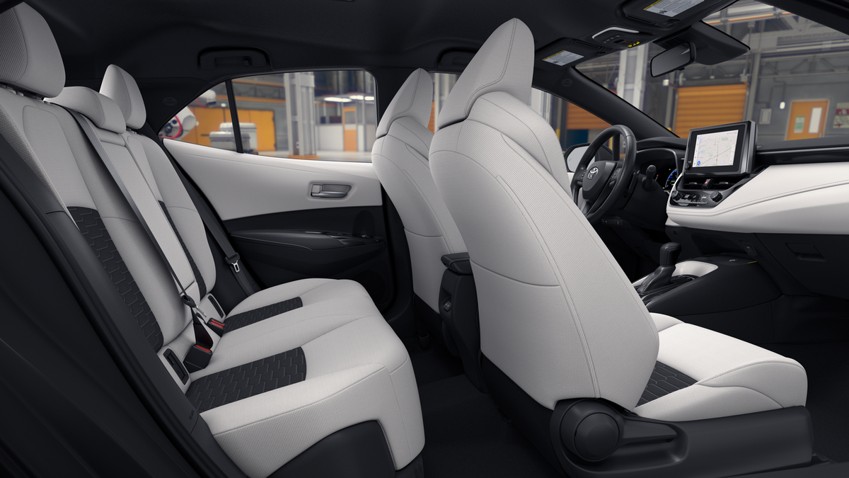 2027 Toyota Corolla Hatchback SE